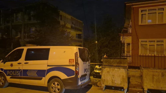 Apartmanda katliam! 2'si kardeş 3 kişi öldürülmüş halde bulundu