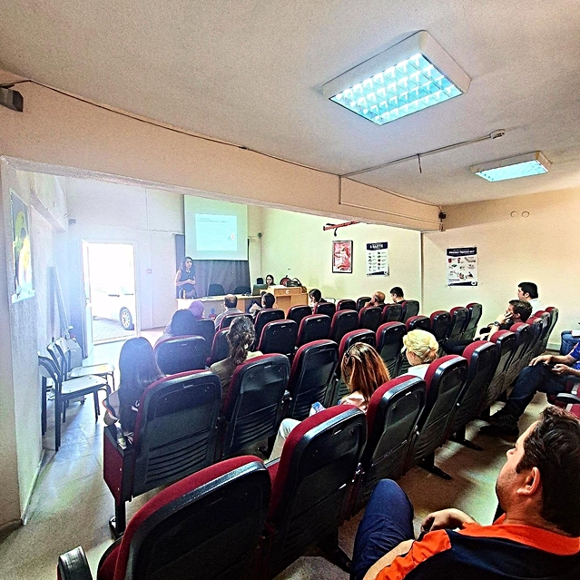 Devlet korumasındaki çocuklar için koruyucu aile şartları Aydın AFAD'da anlatıldı