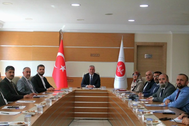 Aydın İl Müftüsü Güneş başkanlığındaki toplantıda din hizmetleri ve eğitim ele alındı