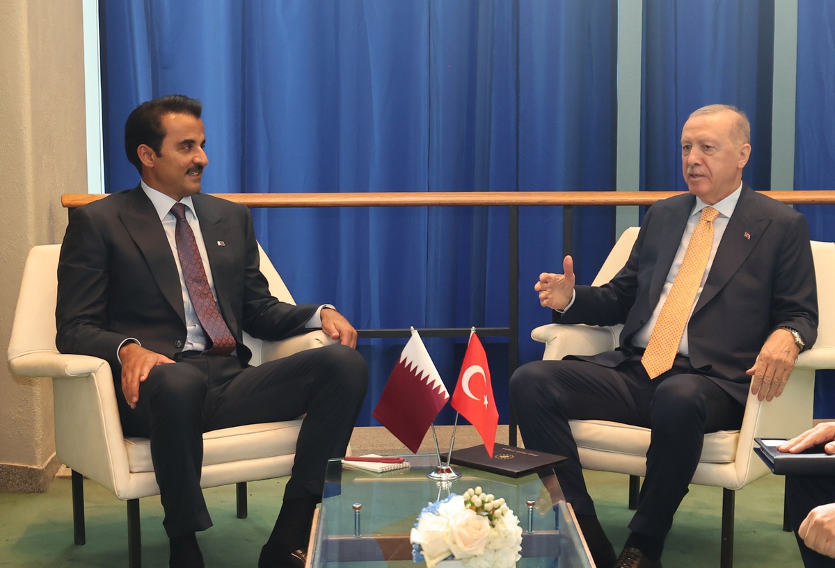 Bakan Bayraktar: Katar’la stratejik ortaklığımızı derinleştirmeyi hedefliyoruz