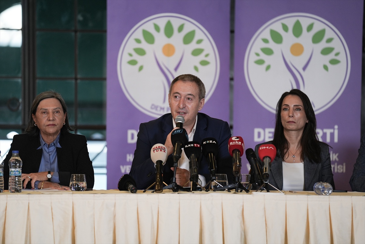 DEM Partili Bakırhan, Terörsüz Türkiye sürecinin 86 milyonun süreci olduğunu söyledi