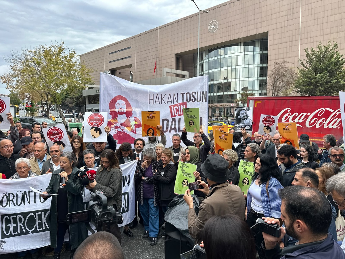 Hakan Tosun davasında sanık avukatı gelmeyince karar açıklanmadı, dava 7 Ekim\'e kaldı