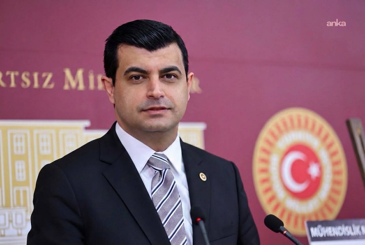 CHP Genel Başkan Yardımcısı Demir, Turgutlu\'daki okul saldırısını lanetledi