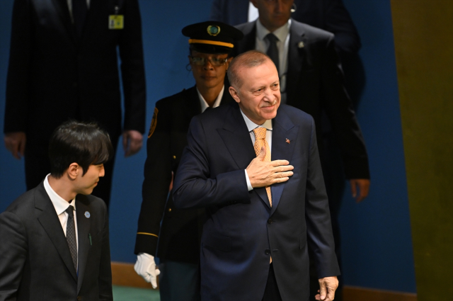 Cumhurbaşkanı Erdoğan, BM kürsüsünden dünyaya seslendi! Salonda alkış tufanı kopartan sözler