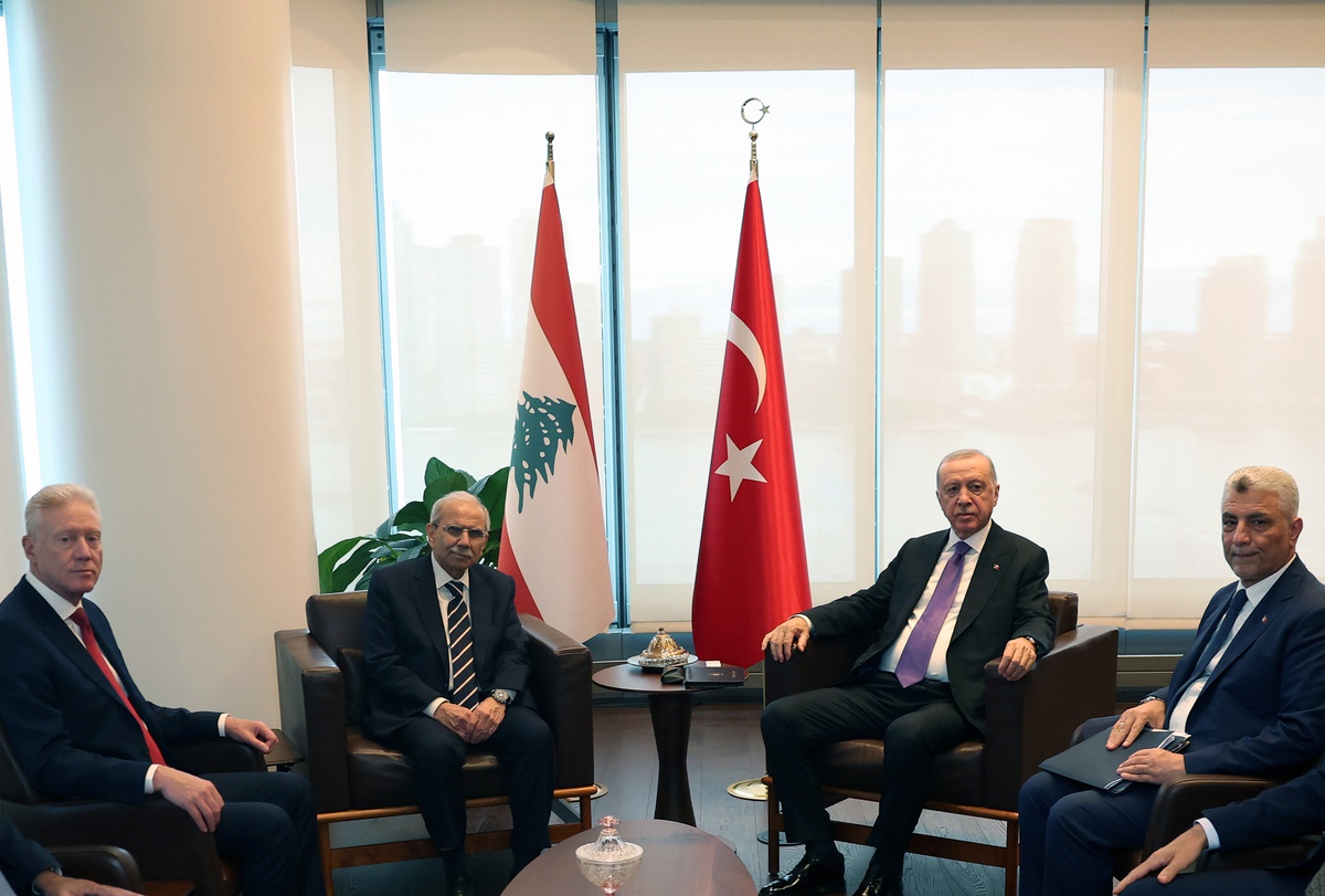 Cumhurbaşkanı Erdoğan, Lübnan Başbakanı Nevaf Selam ile görüştü
