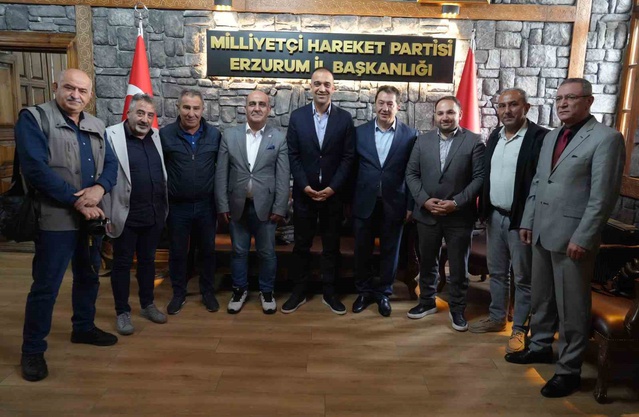 Gazeteciler, MHP Erzurum İl Başkanı Yurdagül'e hayırlı olsun ziyaretinde bulundu