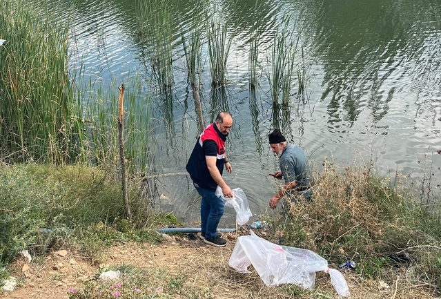 Çorum Dodurga'da Kuyucak göletine yavru balık bırakıldı, avlanmama uyarısı yapıldı