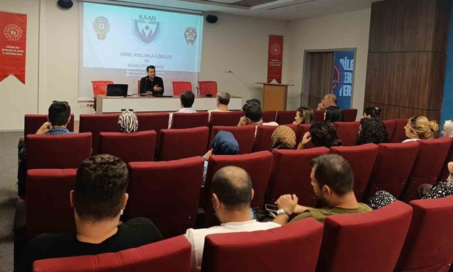 Erzincan'da 120 özel güvenlik görevlisine KAAN ve terörle mücadele eğitimi verildi