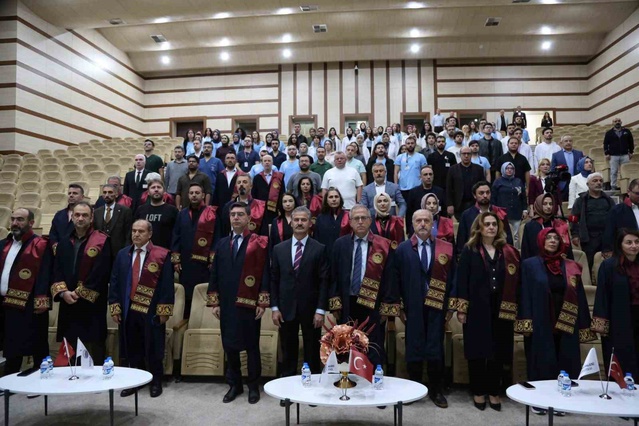Erzurum Tıp Fakültesi 2026-2027 akademik yılını Şehir Hastanesi'nde açtı