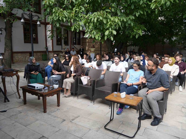 Nassereldin, Gazze'de 88 bin öğrencinin eğitimi için desteğe ihtiyaç duyulduğunu söyledi