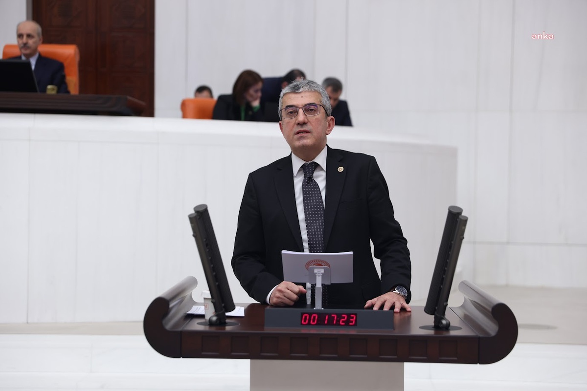 Gökhan Günaydın, İmamoğlu\'nun 6,5 ayda 100\'üncü duruşmaya çıktığını söyledi