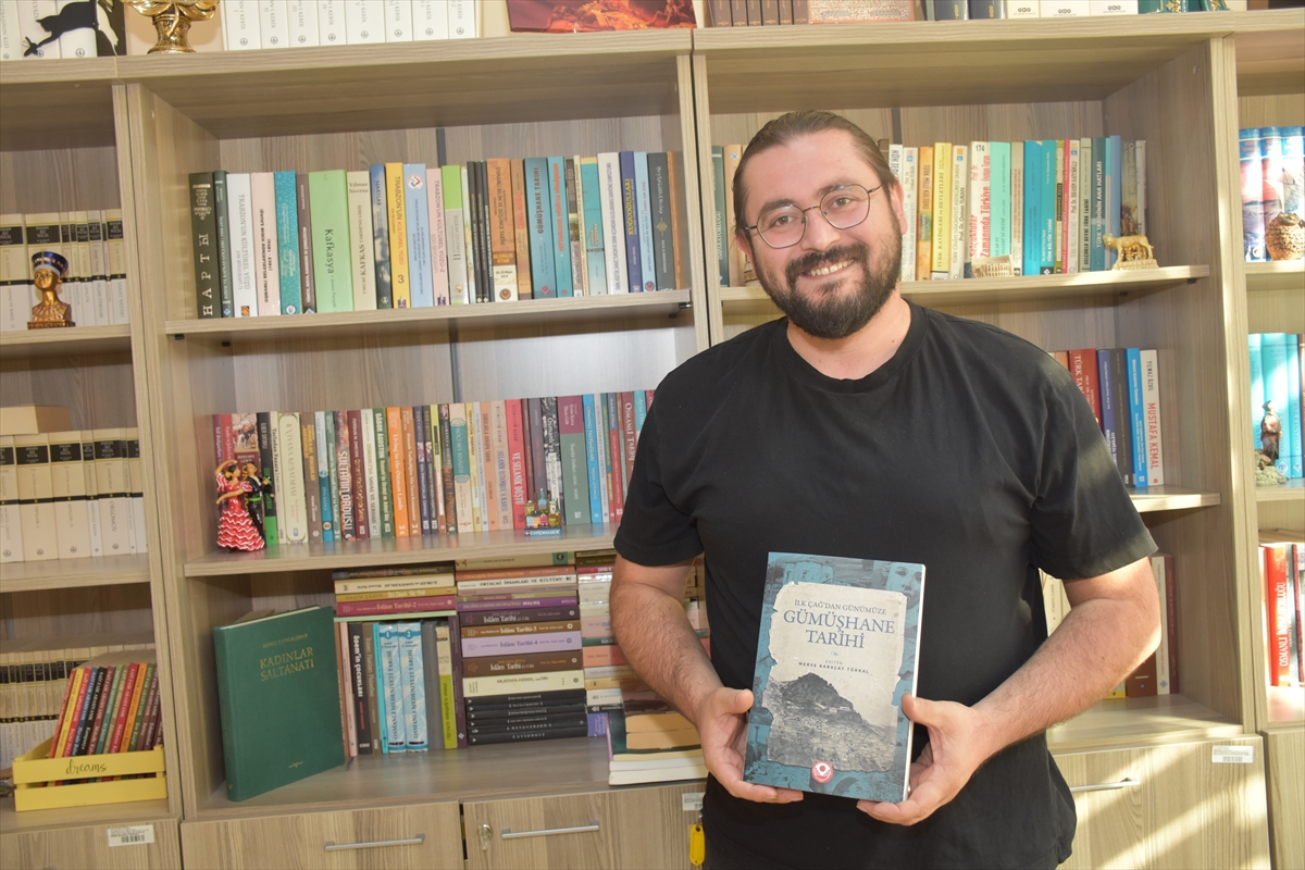 Gümüşhane tarihini anlatan kitap, Doç. Dr. Türkal editörlüğünde 18 yazarla yayımlandı