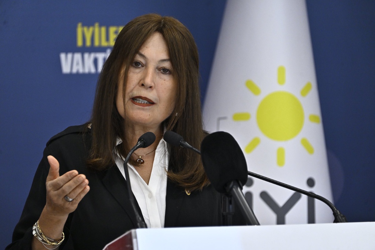 İYİ Partili Sunat, Manisa Turgutlu\'daki saldırıda 10 öğrencinin yaralandığını söyledi