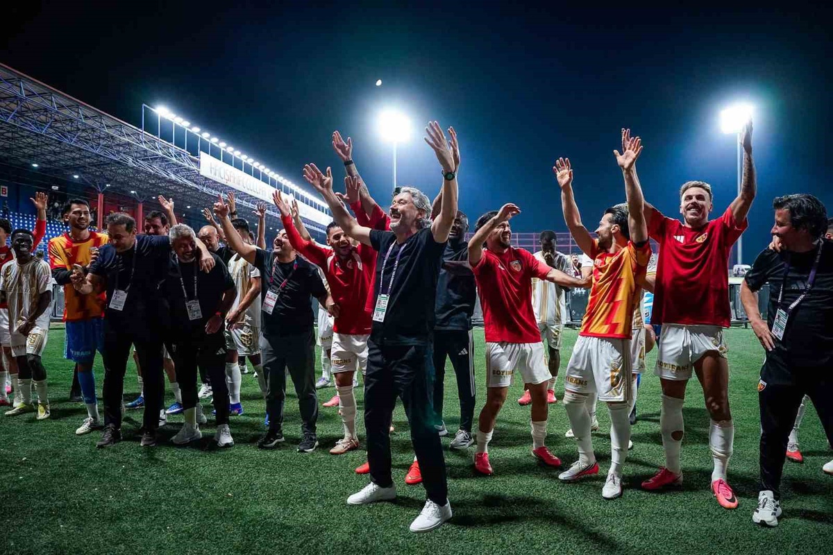 Kayserispor 1. Lig\'de tek golle kazandı, 8. haftayı 19 puanla averajla lider bitirdi
