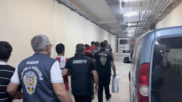 4 ilde yasa dışı bahis operasyonunda gözaltına alınan 13 şüpheli tutuklandı