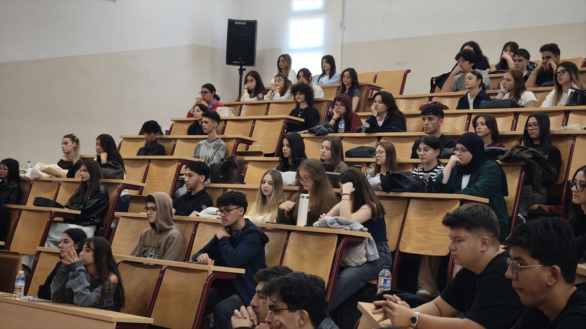 Kütahya DPÜ\'de 2026-2027 akademik yılı \'Terörsüz Türkiye\' dersiyle başladı