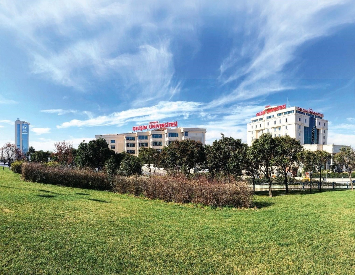 Dr. Tansel, Manisa Turgutlu\'da silahlı saldırı sonrası okullara travma planı istedi