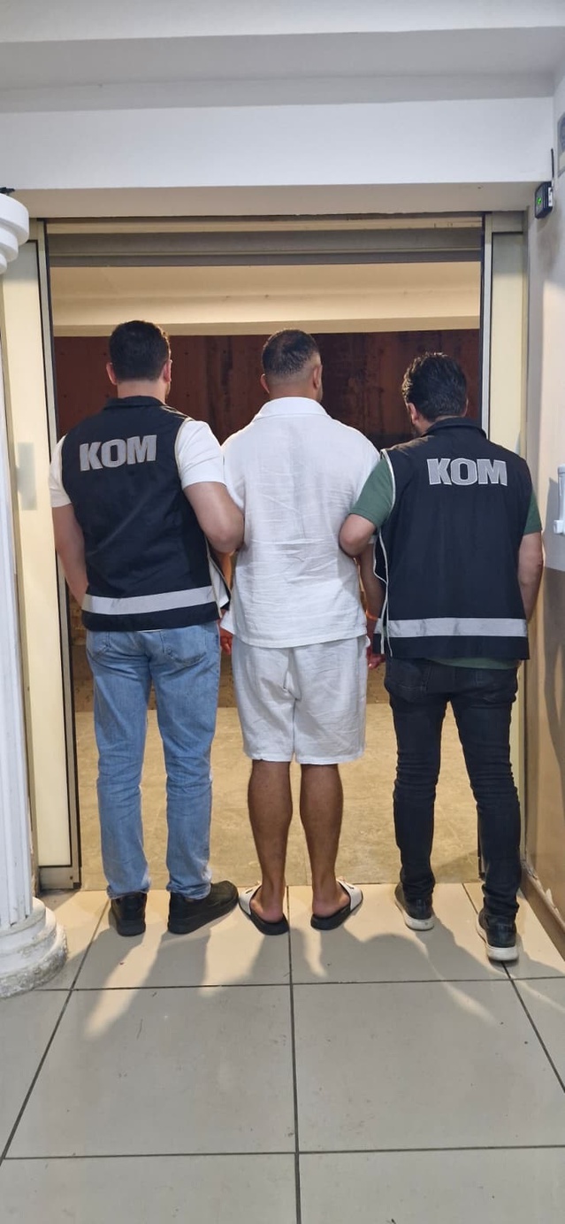 Muğla Marmaris'te Rusya'nın aradığı 'Thieves in Law' üyesi Azerbaycanlı yakalandı