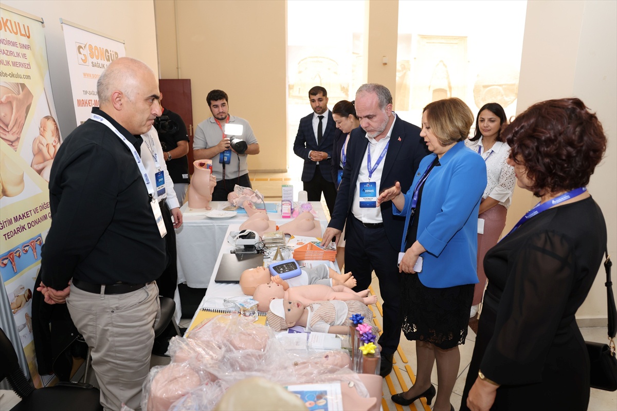 Niğde\'deki doğum sonu bakım kongresine 74 üniversiteden 402 kişi katıldı