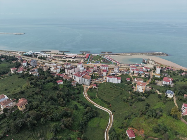 Rize İyidere'de sel sonrası 8 eğitim kurumunda 23 Eylül'de eğitime 1 gün ara verildi