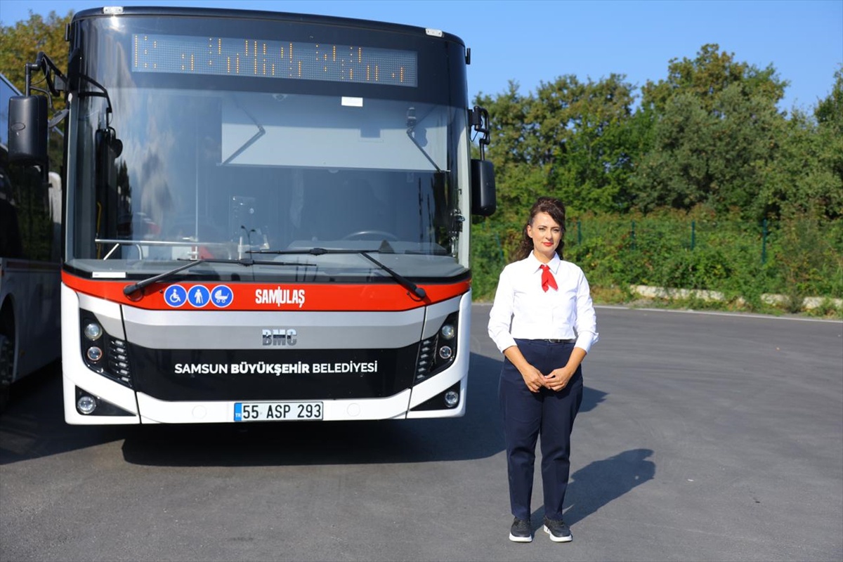 Samsun\'da kadın otobüs şoförü sayısı 19\'a yükseldi, 10 kadın sürücü göreve başladı