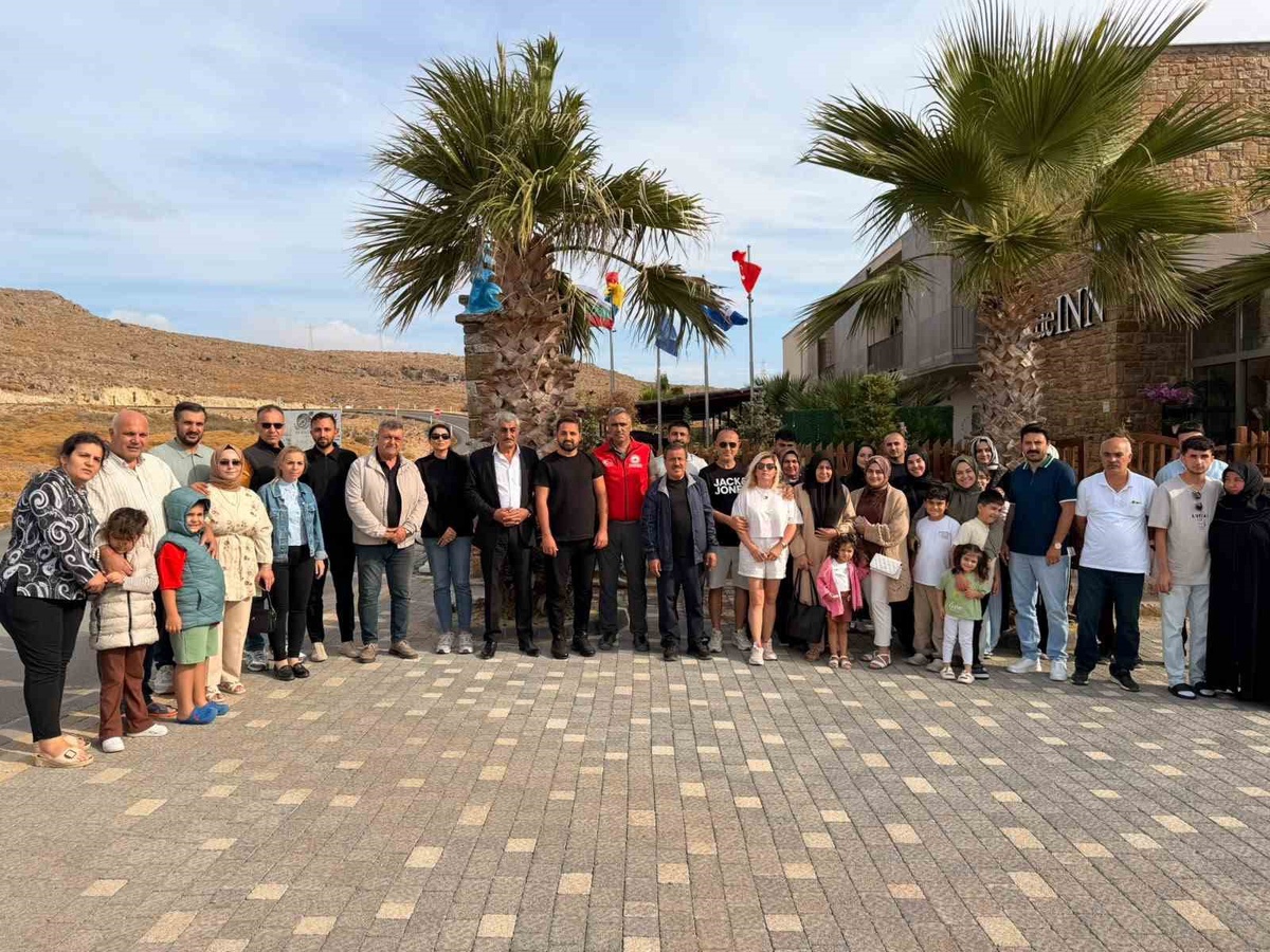 Şehit aileleri ve gazilerin Çanakkale çıkarması