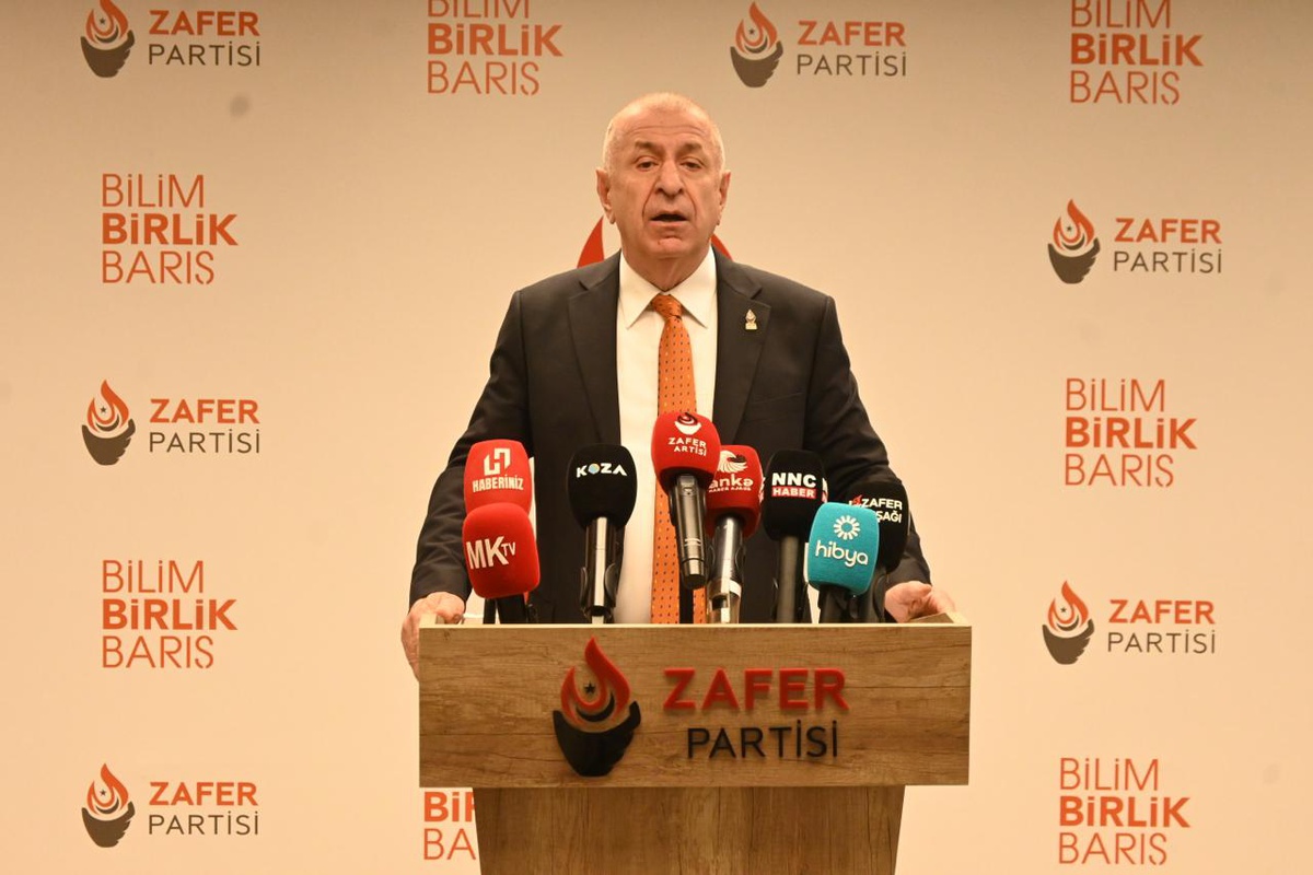 Ümit Özdağ, Turgutlu\'daki okul saldırısına \'her türlü şiddeti lanetliyorum\' dedi