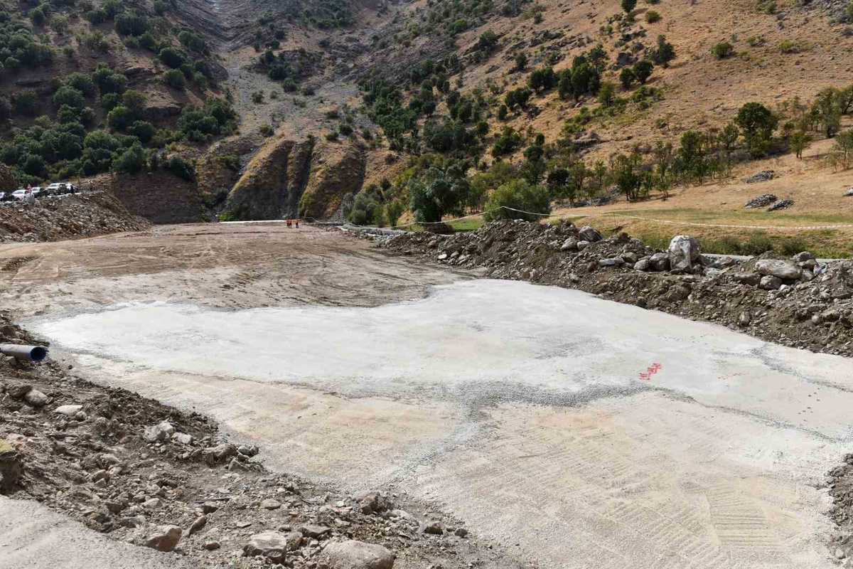 Van Bahçesaray\'da alabalık tesisi yılda 300 milyon yumurta, 100 milyon yavru üretecek