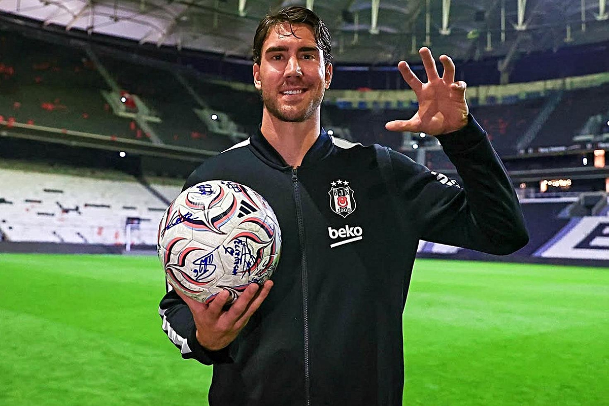 Vlahovic sakatlandı, milli takımdan affını istedi! 4 maçı kaçıracak