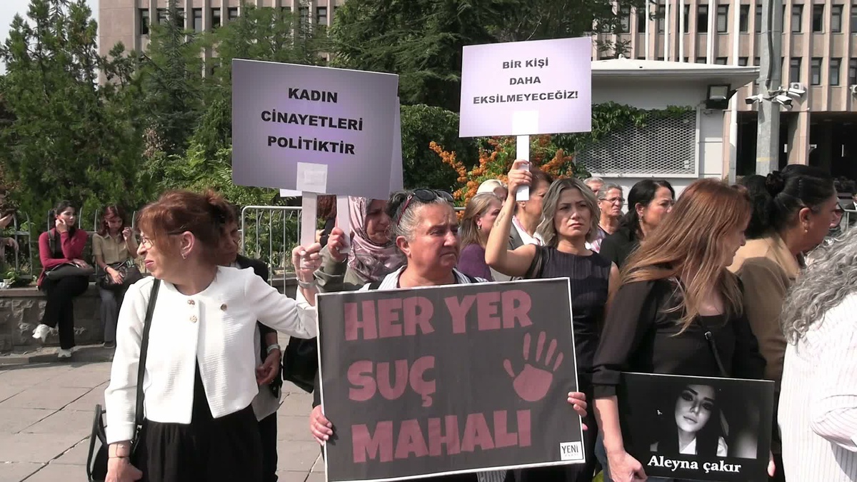 Asu Kaya, Başak Gürkan ve Aleyna Çakır davaları için adalet istedi