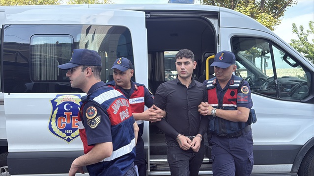 Zonguldak'ta bıçaklanarak ölen gencin davasında sanık savunma yaptı, duruşma ertelendi