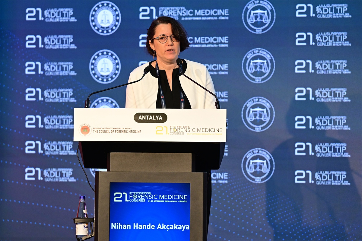 Adli Tıp Günleri\'nde üçüncü gün adli genetik ve adli bilişim oturumları yapıldı