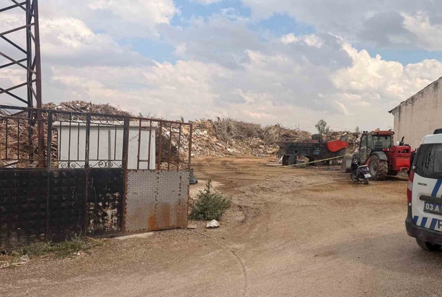 Afyonkarahisar Bolvadin'de kaynak için gittiği çiftlikte 64 yaşındaki usta ölü bulundu