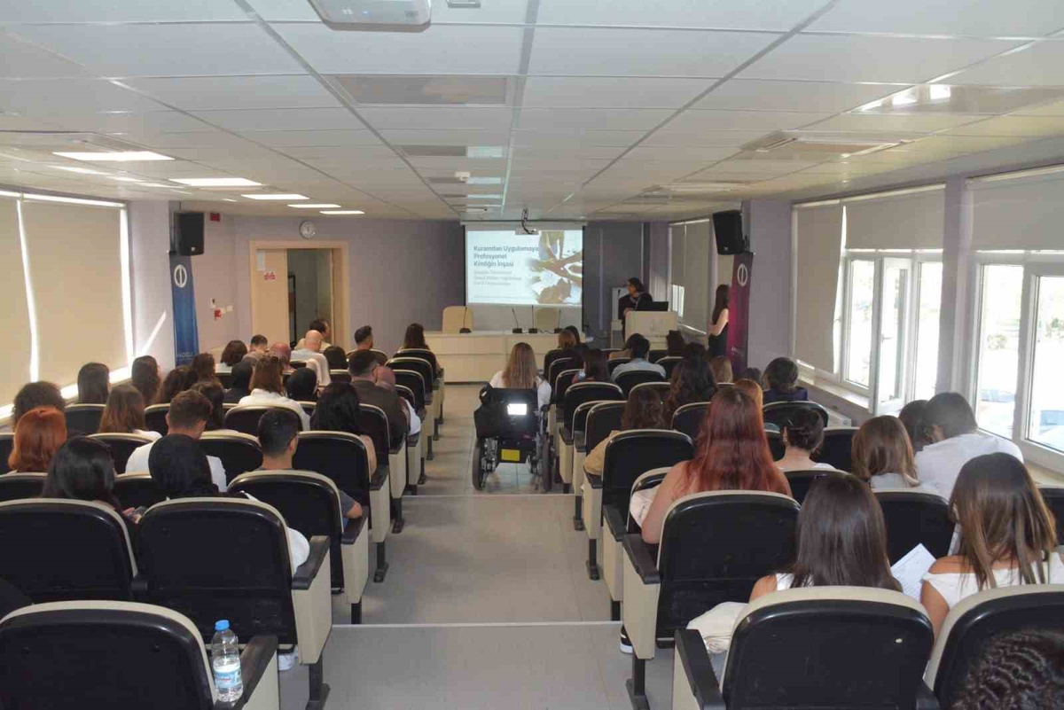 Anadolu Üniversitesi Sosyal Hizmet Bölümü 61 öğrenciye saha oryantasyonu düzenledi