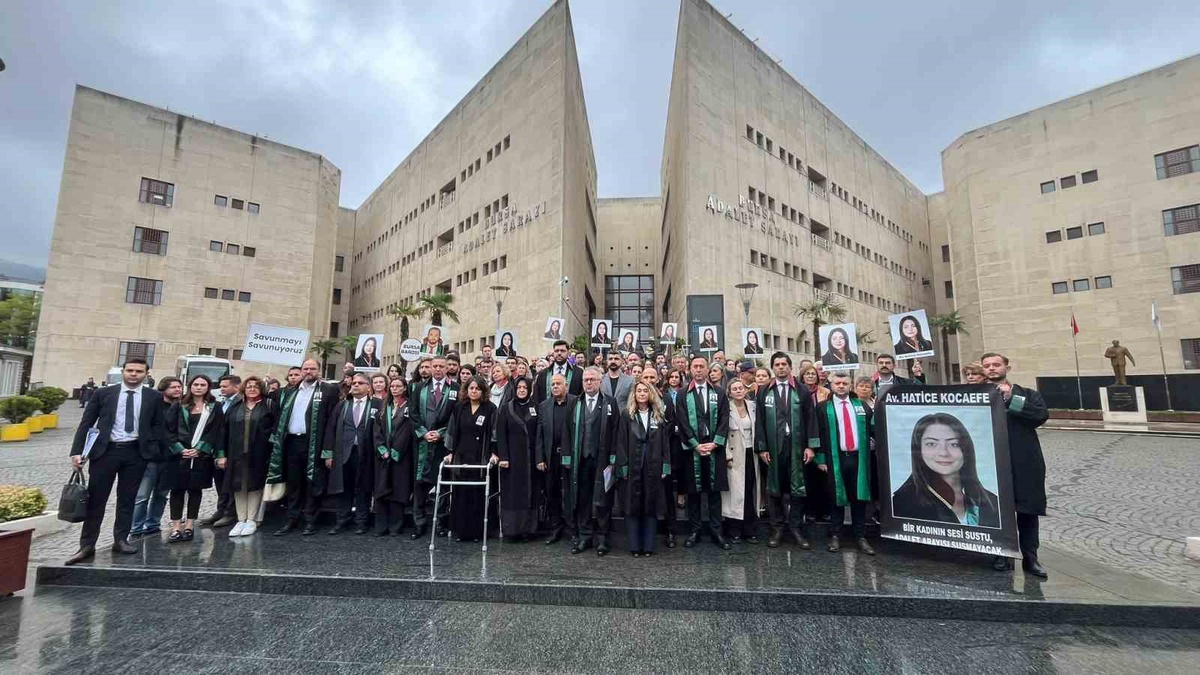 Kocaefe cinayeti davasında 3 sanık tutuklu kalacak, duruşma 9 Aralık\'a ertelendi