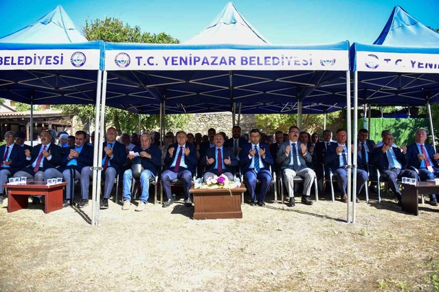 Yörük Ali Efe, vefatının 75'inci yıl dönümünde Yenipazar'da kabri başında anıldı