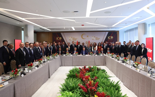 Bakan Bayraktar: Ülkemizi küresel bir enerji merkezine dönüştürme hedefimize doğru ilerliyoruz