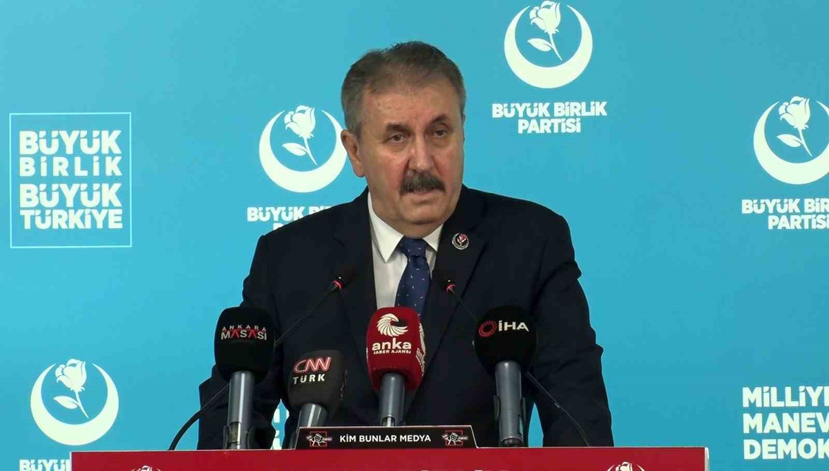BBP Genel Başkanı Destici: "Devletimiz geçmişte olduğu gibi yarın da terörün kökünü kazıyacak"