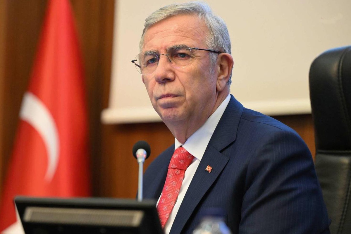 Bir belediye başkanı daha CHP\'den istifa etti! İşte son durum