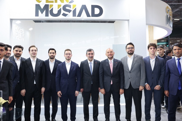 Cevdet Yılmaz, 2029'da mal ve hizmet ihracatını 450 milyar dolara çıkarmayı hedefledi