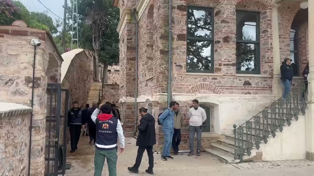 CHP'li 3 üye Adalar'da AK Parti adayına oy verdi, Türkyılmaz başkanvekili seçildi