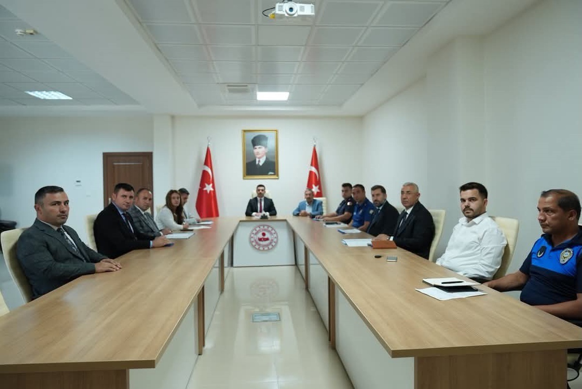 Darende\'de çocuk, kadın ve bağımlılık konuları Kaymakam başkanlığında görüşüldü