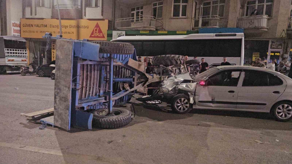 Emniyet verilerine göre Elazığ\'da ağustos ayında 377 kazada 298 kişi yaralandı