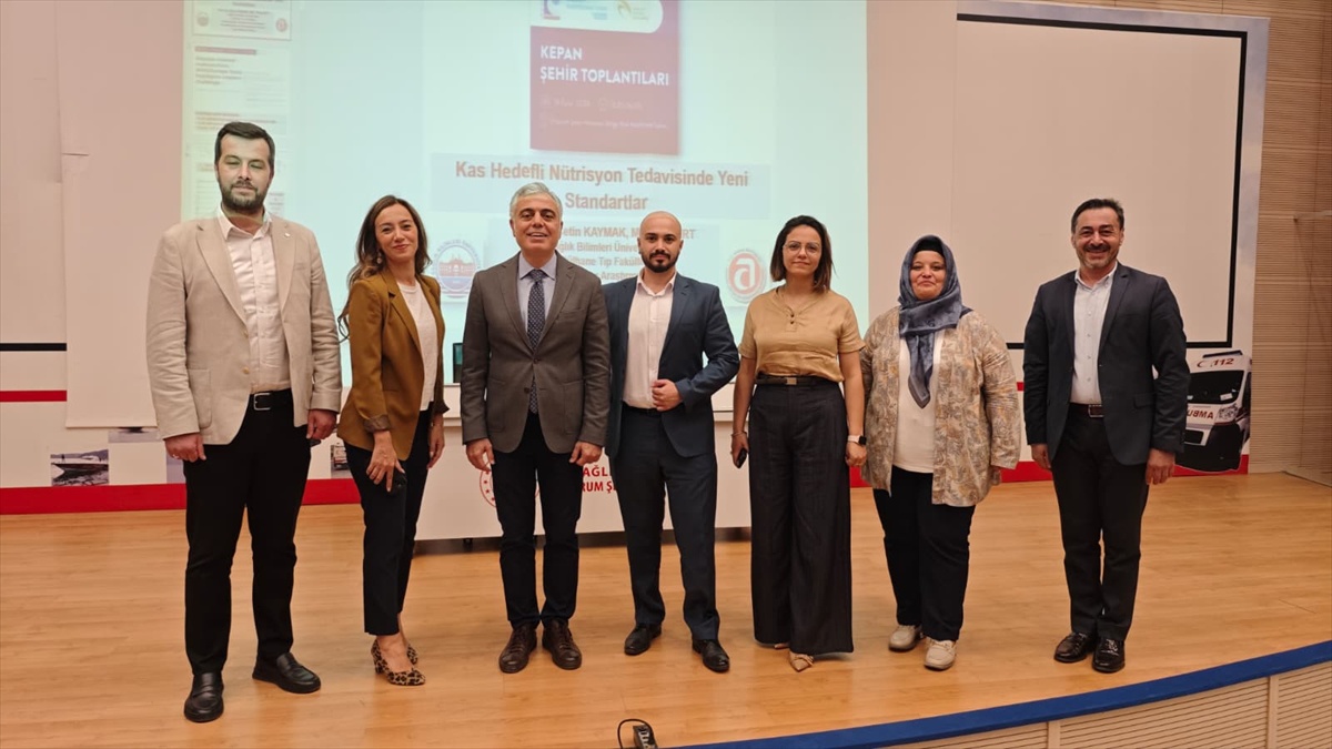 Erzurum Şehir Hastanesi bölgede ilk robotik mesane kanseri ameliyatını gerçekleştirdi