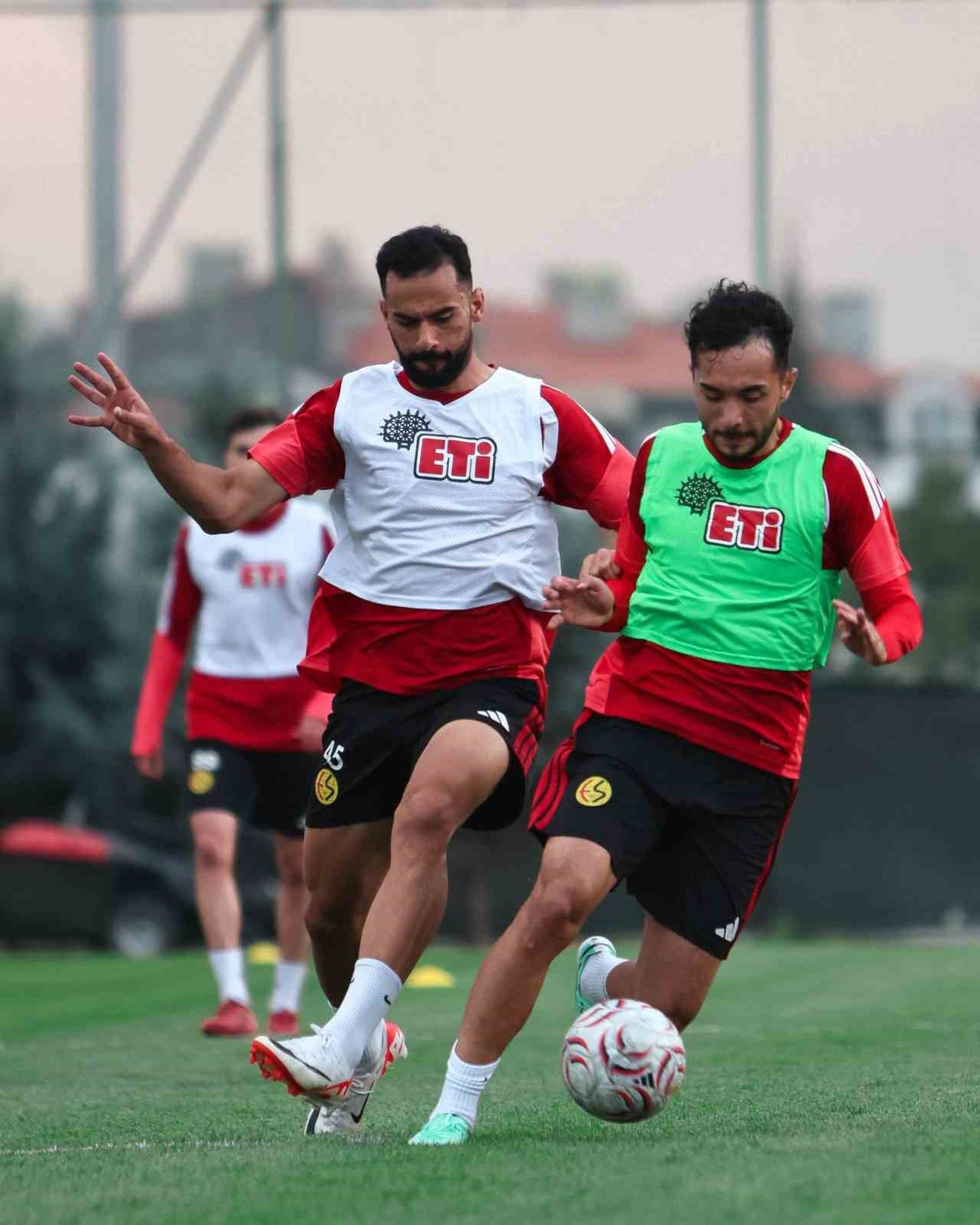 Bigaspor'a 3-0 yenilen Eskişehirspor, Balıkesirspor ma&ccedil;ına hazırlanıyor
