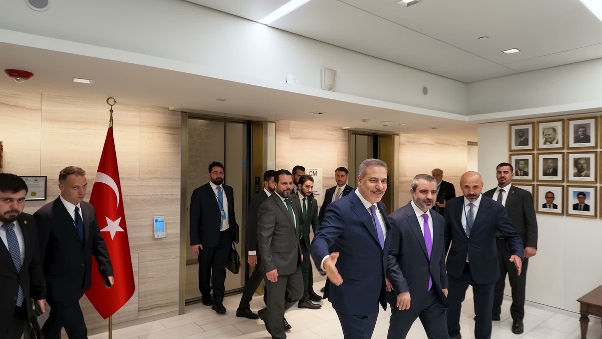 Türkiye, Suriye ve Suudi Arabistan Dışişleri Bakanları New York\'ta toplantıda buluştu