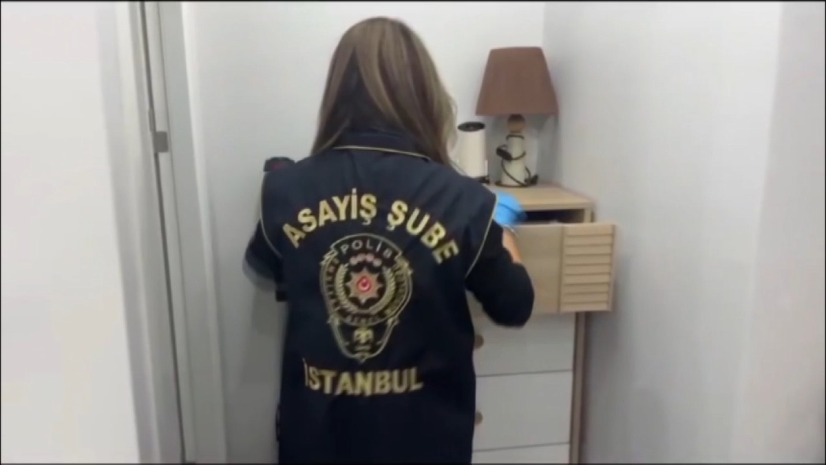 Güzellik merkezi vaadiyle sahte senet düzenleyen 10 şüpheli 4 ilde gözaltına alındı