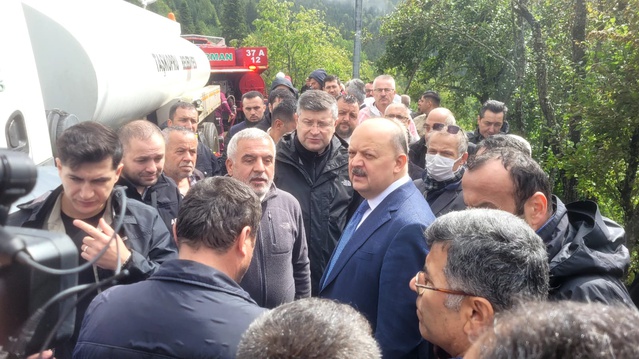 Kastamonu İnebolu'da 11 evi yakan yangında can kaybı yaşanmadı