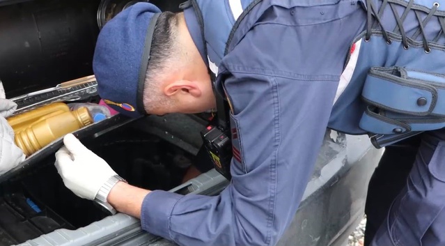 Bolu'da sahte altın operasyonunda 3 şüpheli tutuklandı, 61 sahte altın ele geçirildi