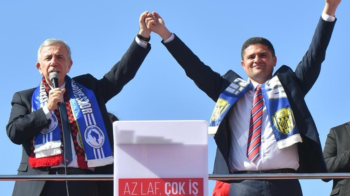 Mansur Yavaş\'ın ardından Şereflikoçhisar Belediye Başkanı Koçak CHP\'den istifa etti.